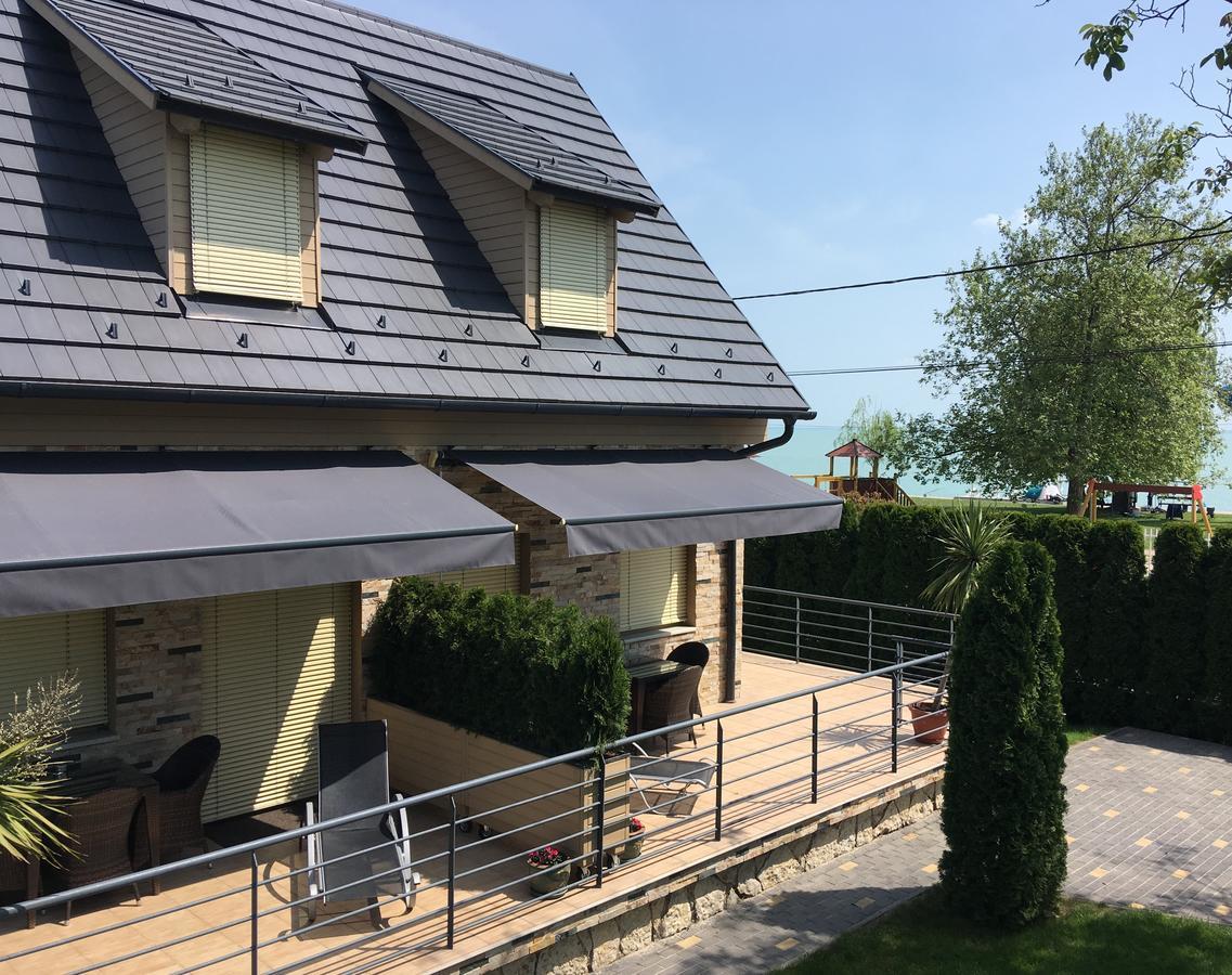 Setany Apartman Csopak Ngoại thất bức ảnh