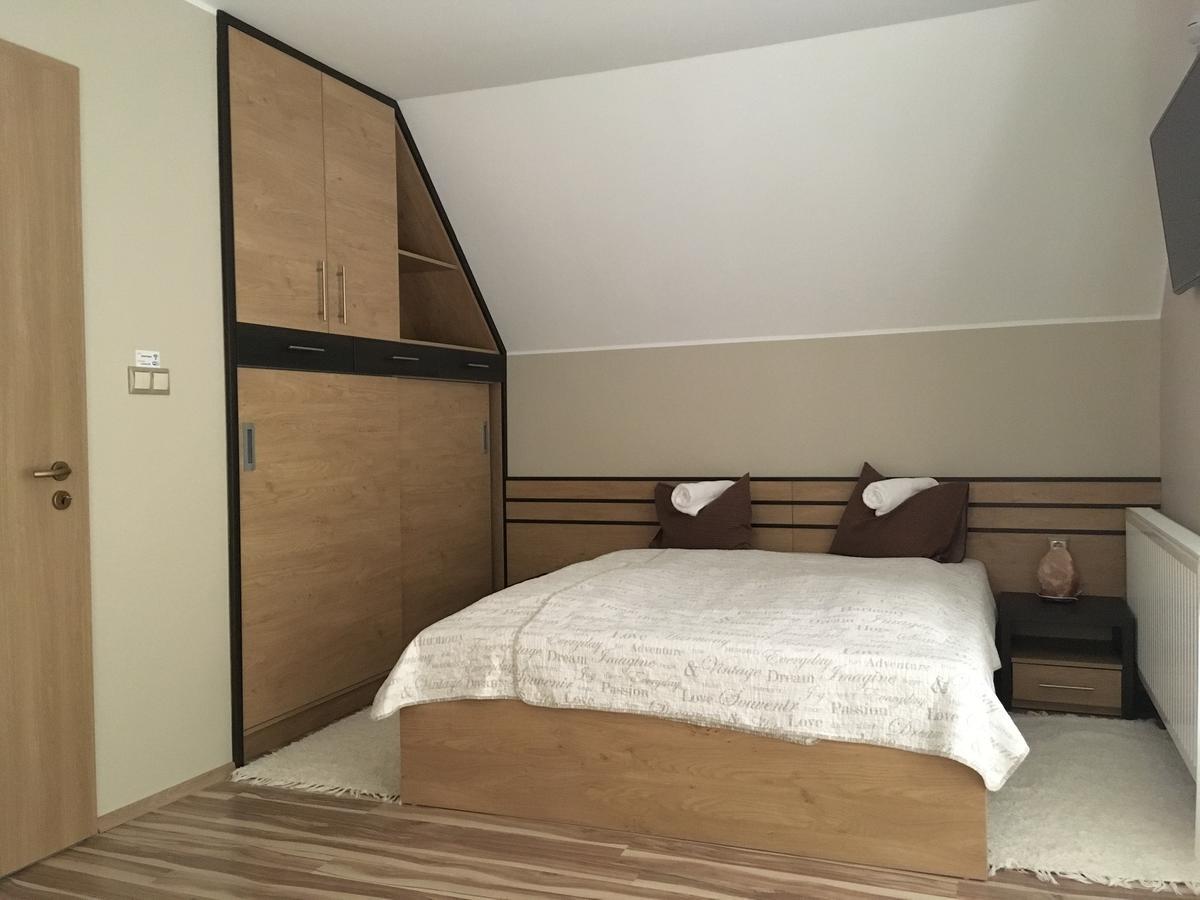 Setany Apartman Csopak Ngoại thất bức ảnh