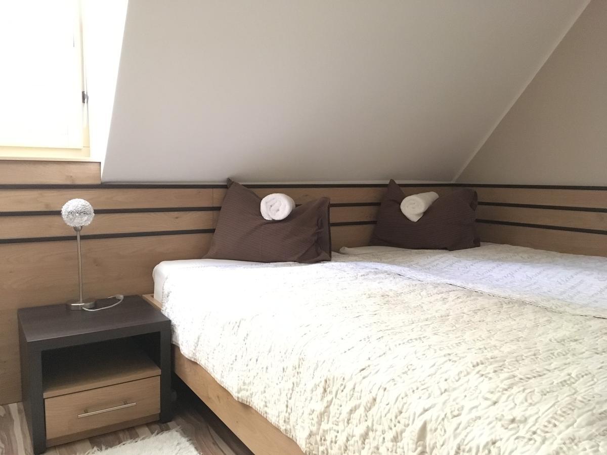 Setany Apartman Csopak Ngoại thất bức ảnh